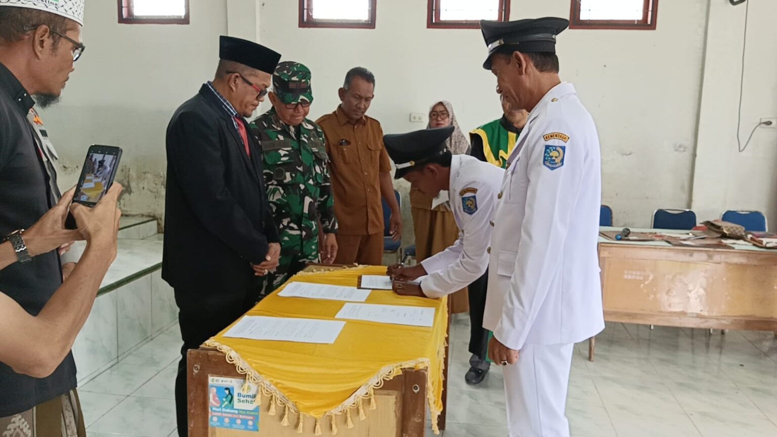 Geuchik Baru Gampong Keureutou dan Merbo Lama Resmi Dilantik